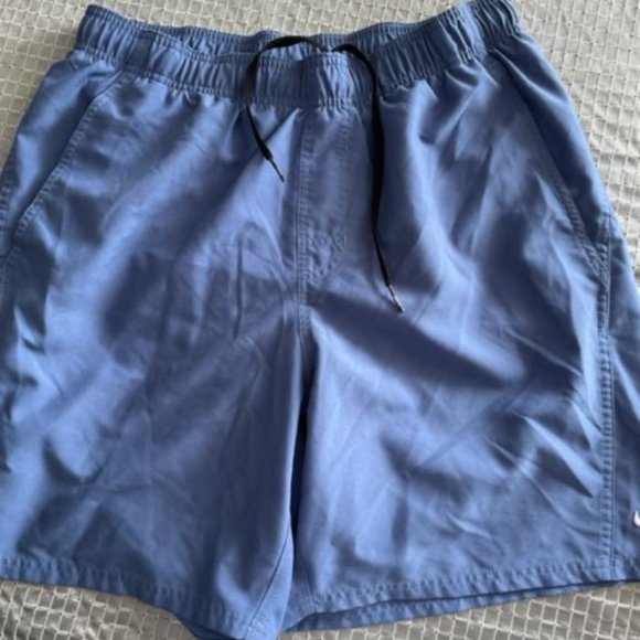 Nike multifunctional shorts size L - Picture 2 of 3